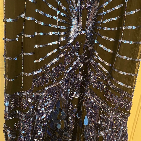 Luxury CAROLINE DESIGNER SILK WITH INTRICATE BEADING GOWN VIDEO IN PHOTOS - Picture 13 of 17